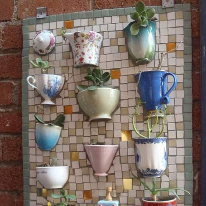 5 Easy DIY Projects to Upcycle Vintage Teacups into Gorgeous Home Decor!